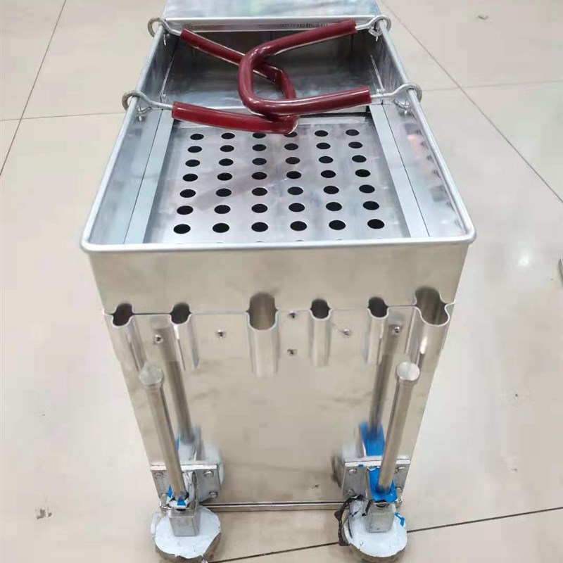 Medium with lifts and feet